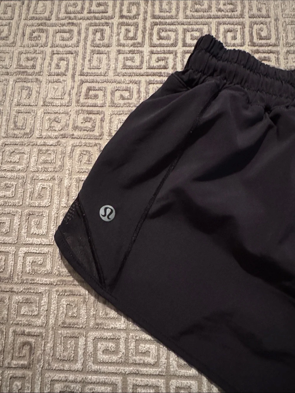 Lululemon Hotty Hot High-Rise Lined Short 2.5